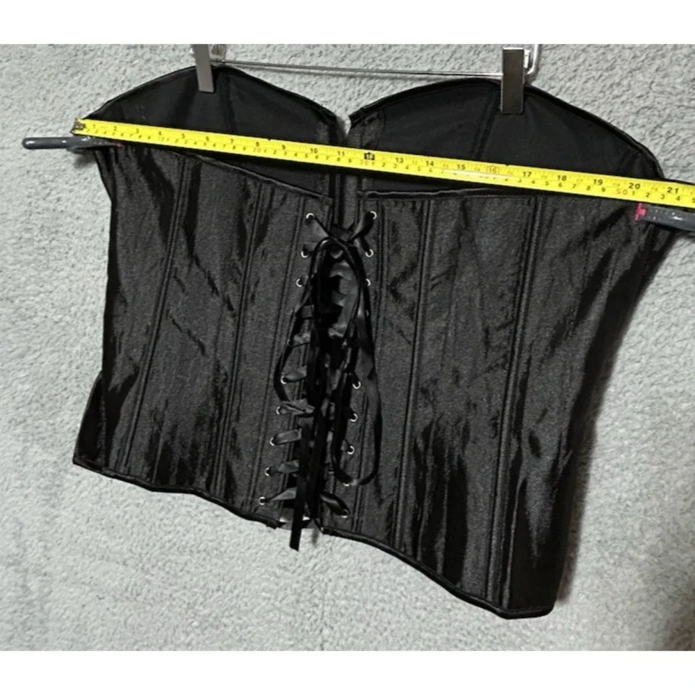 Daisy Corsets Black Satin Lace Up Back & Clasp Up Front Corset SIZE 6XL‎ NEW
